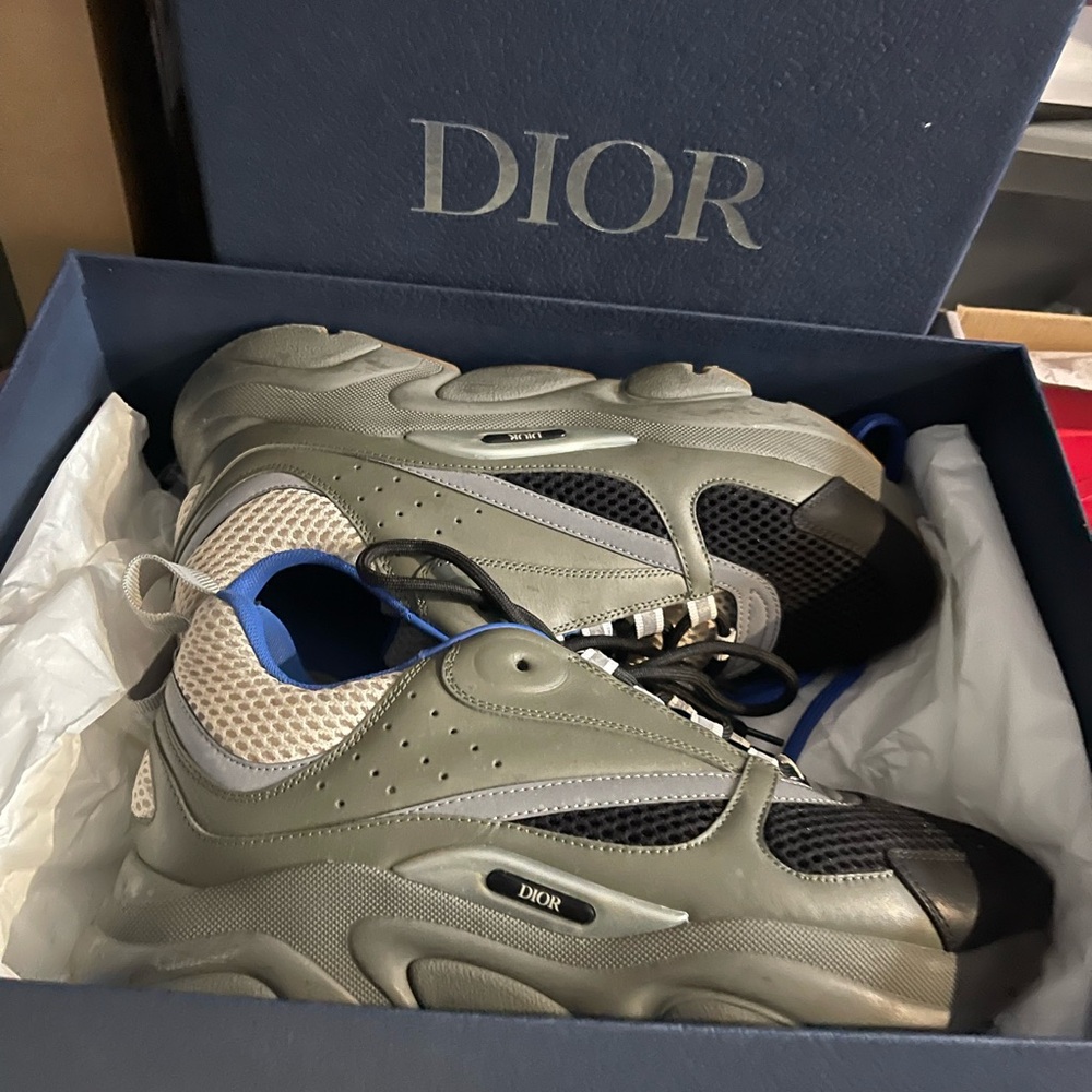Dior sneakers